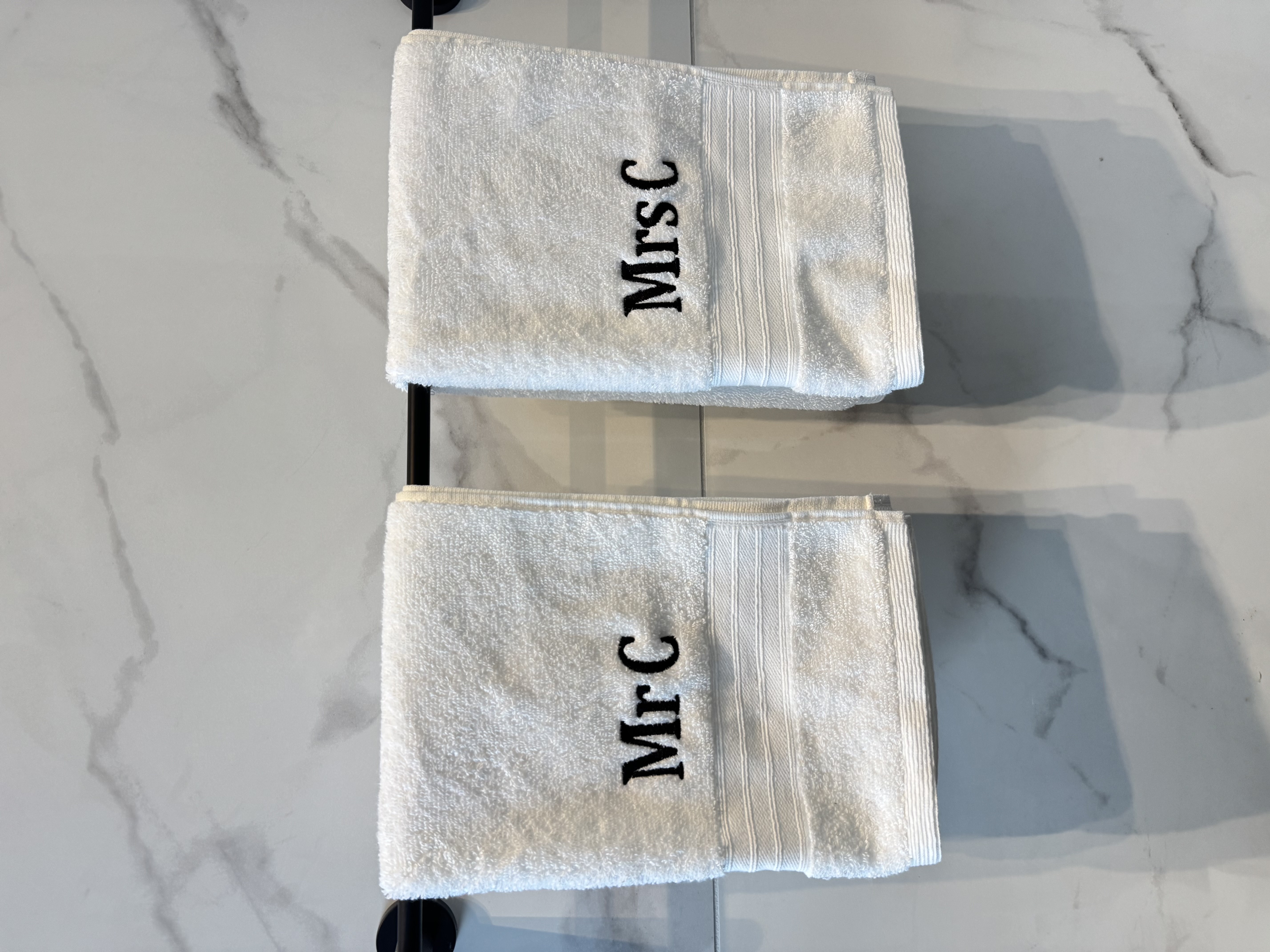 Embroidered Hand Towel Set