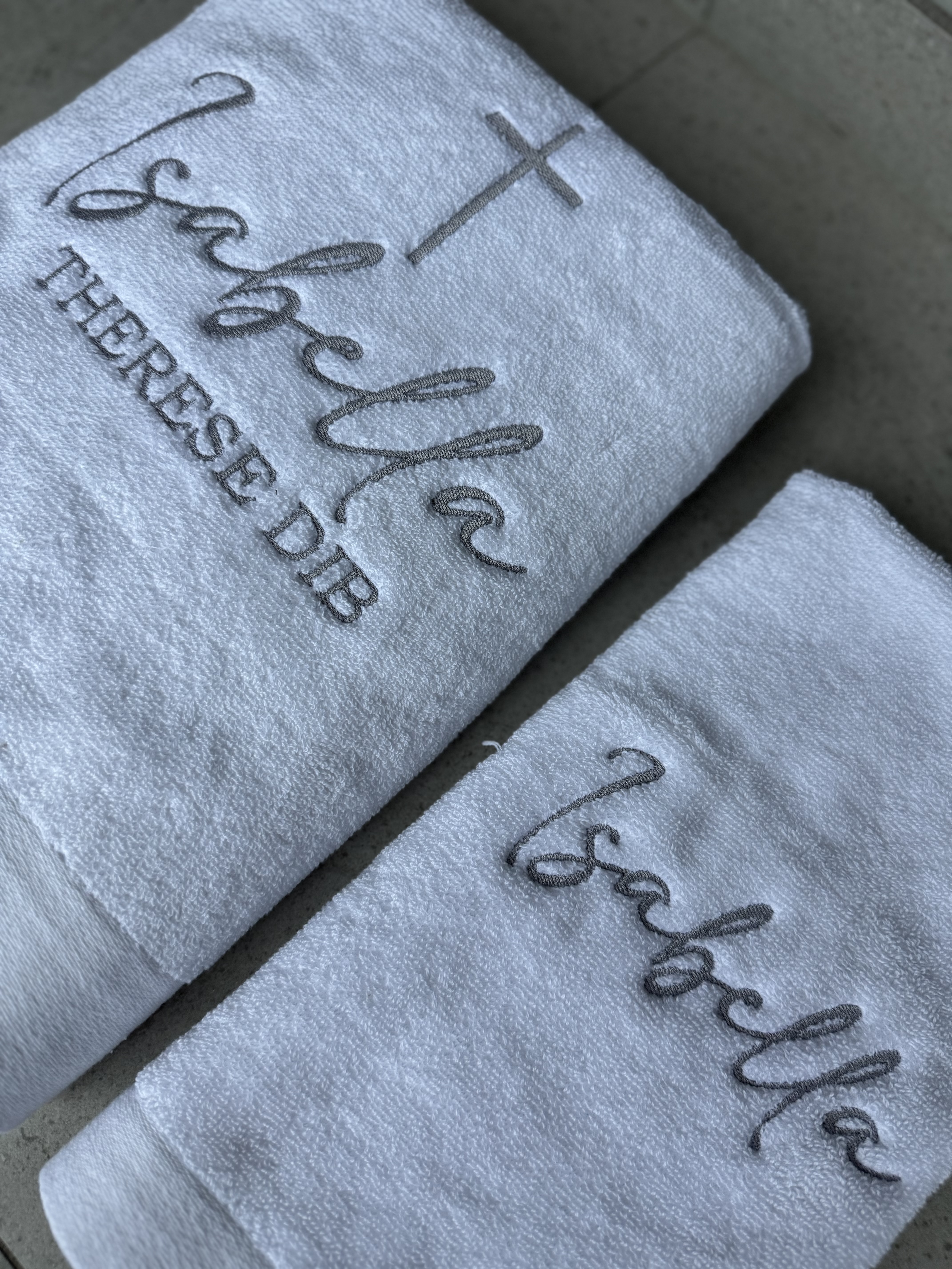 Embroided Towel Set