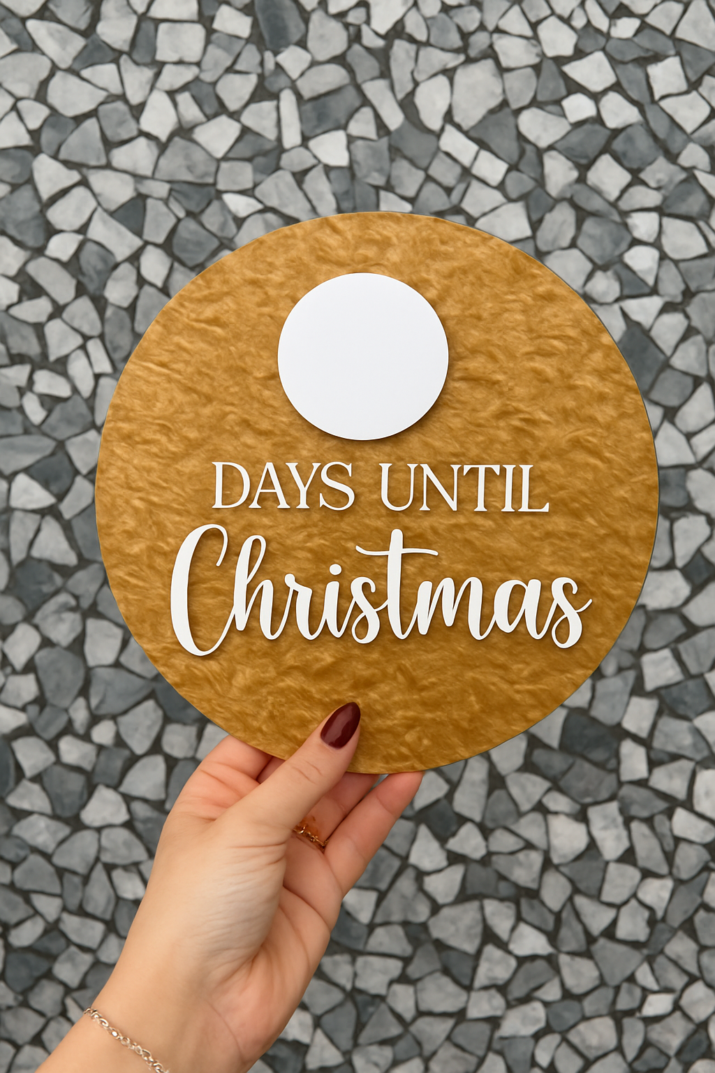 Circle "days until Christmas' plaque